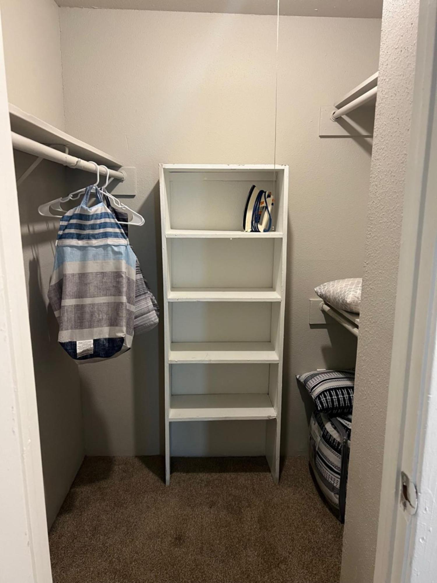 Beautiful 1-bedroom Townhome With Amenities * Houston