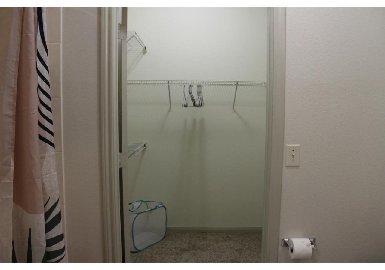 The Jasmine Garden Apt - Poolview * Houston