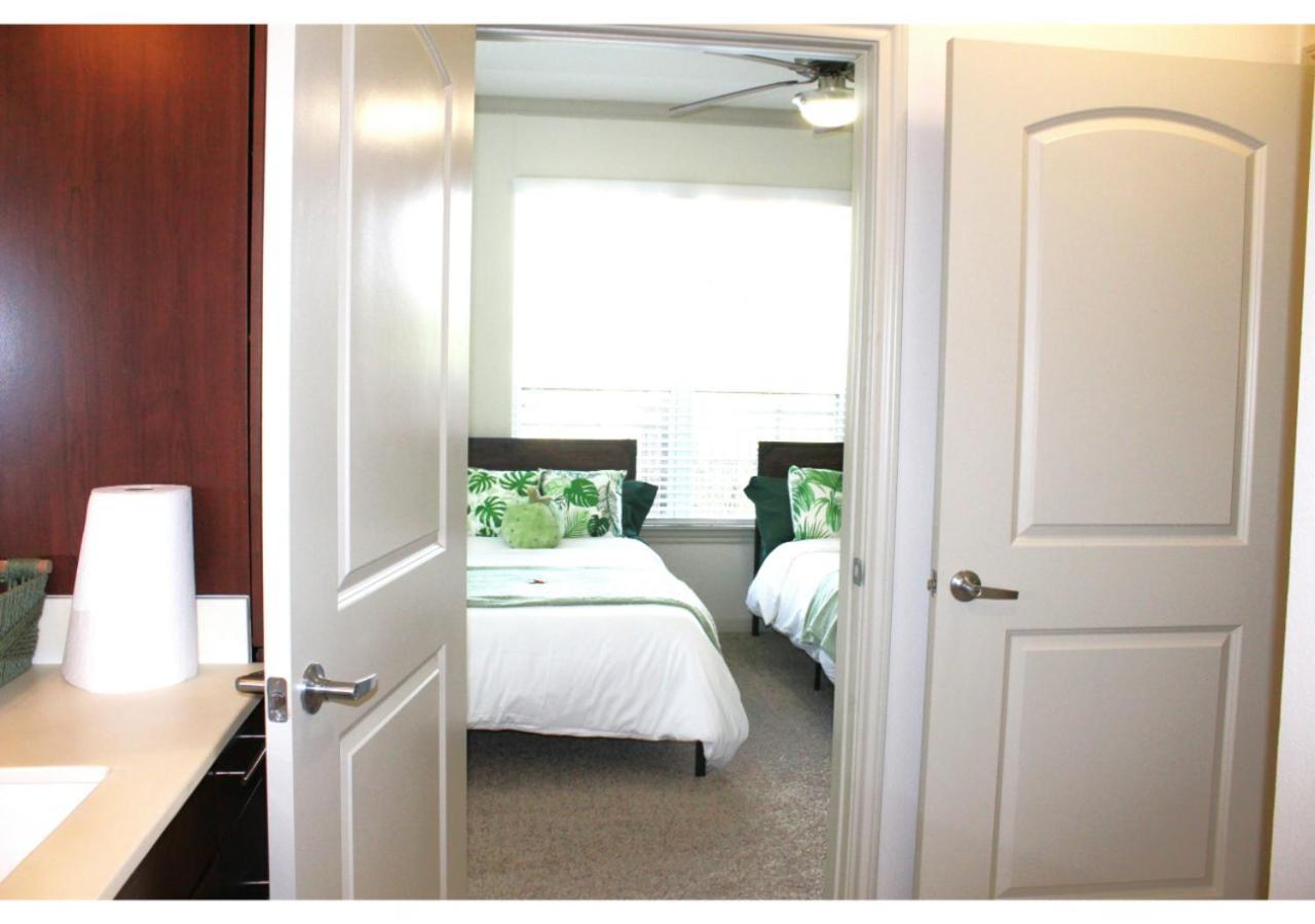 The Jasmine Garden Apt - Poolview *