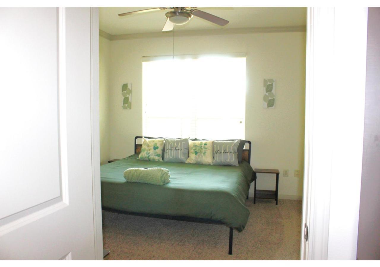 The Jasmine Garden Apt - Poolview
