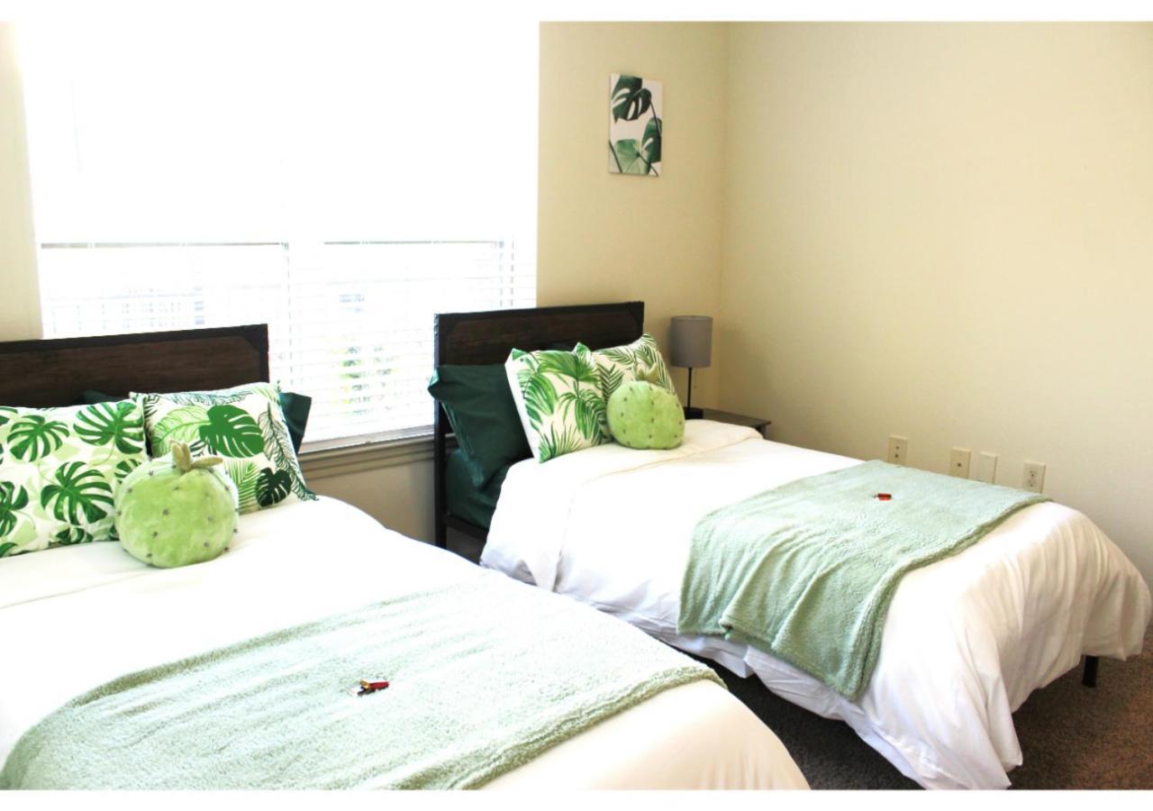 Apartment The Jasmine Garden Apt - Poolview *