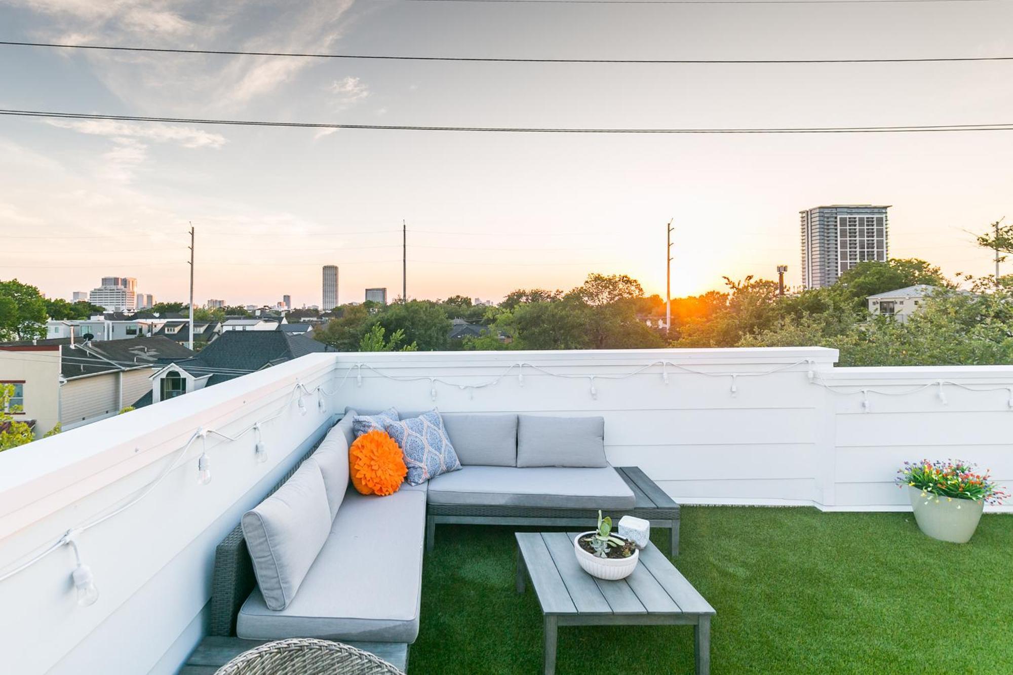 Guest house Montrose By Dunyha 3*
