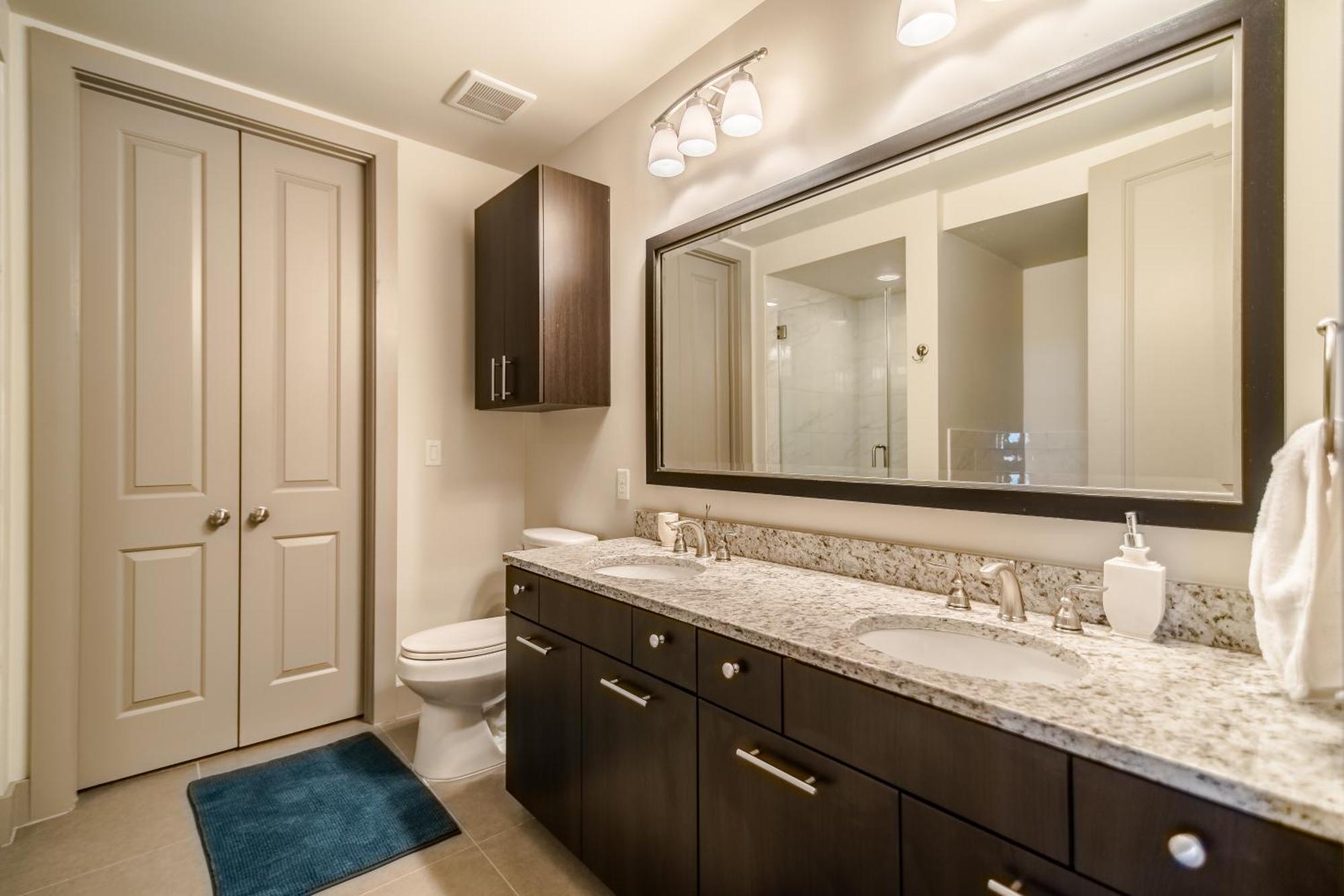 Hanover Post Oak Apartment *