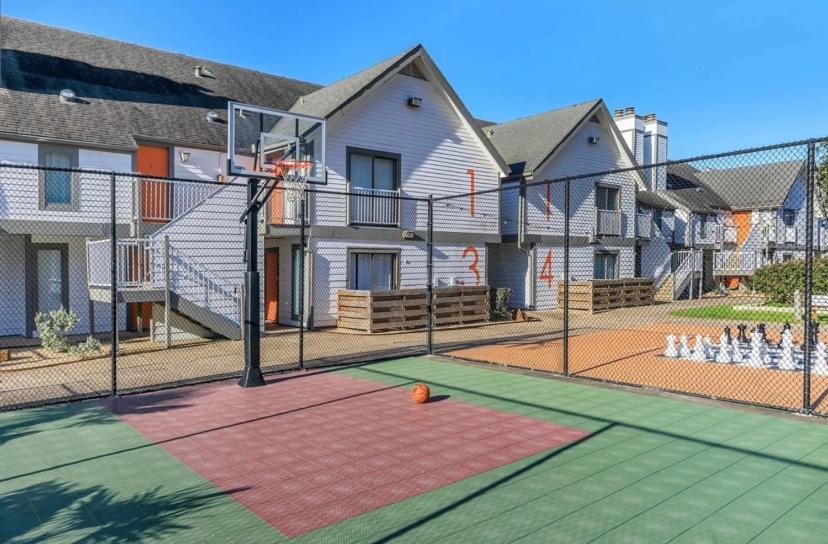 Family Friendly Retreat At Med Center/nrg Houston