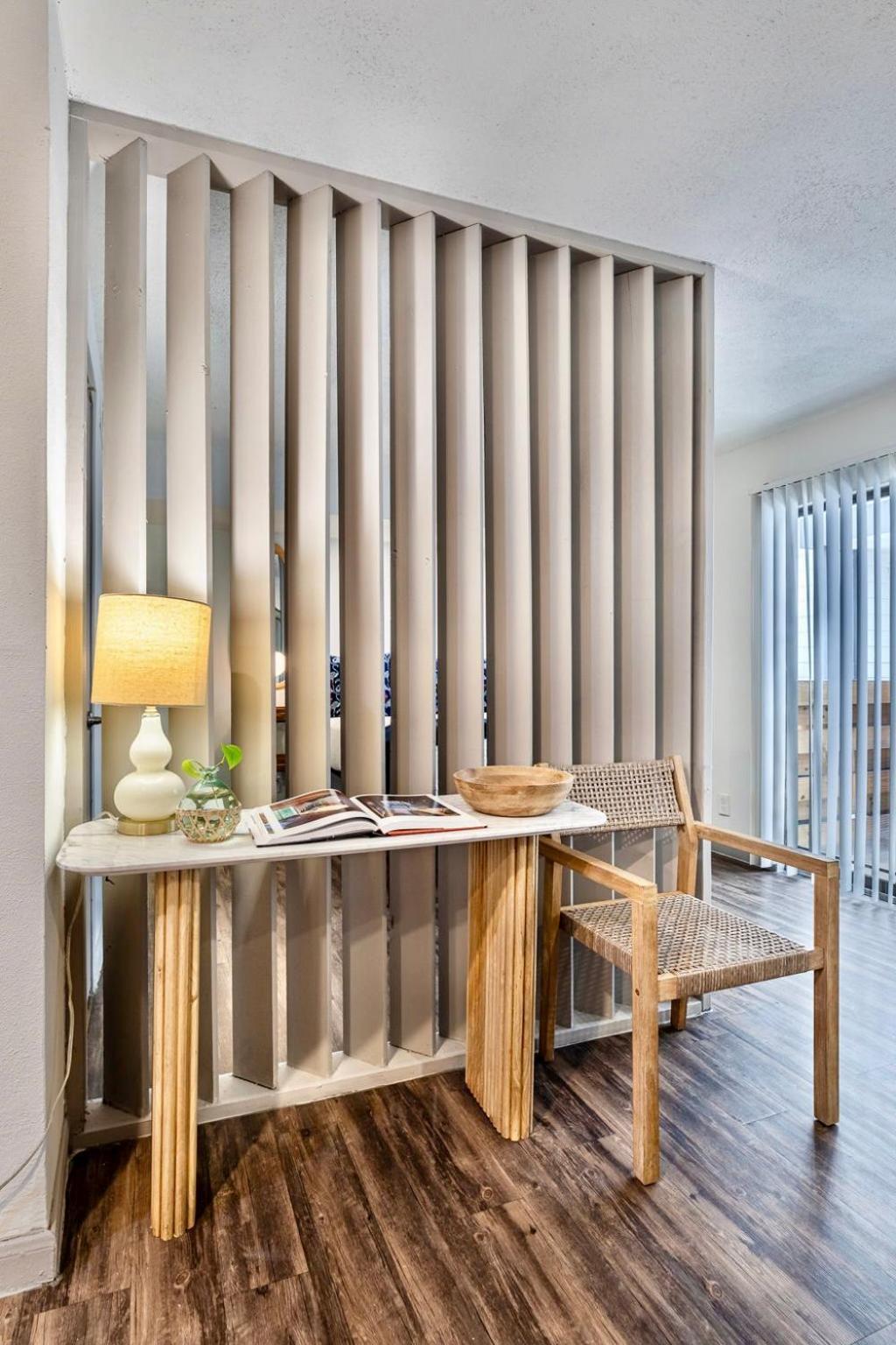 Perfectly Located At Med-center Pool & Gym Apartment *