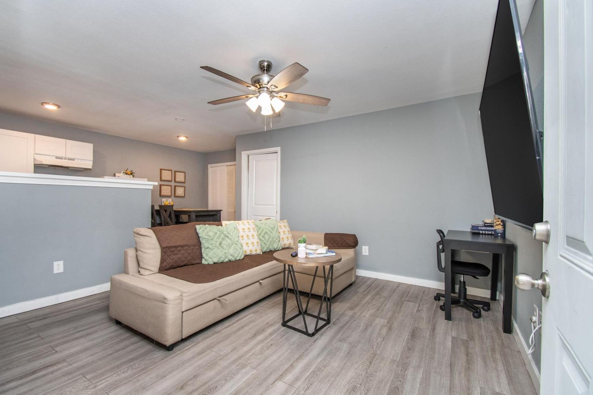 Apartment Htx Spacious Apt I Parking I Near Dtown I Nrg Houston