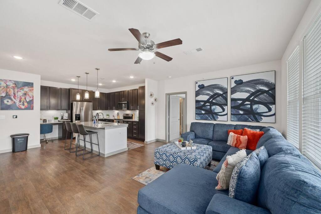 Serene Pool View And Comfort 1.5 Mi To Nrg Stadium Apartment *