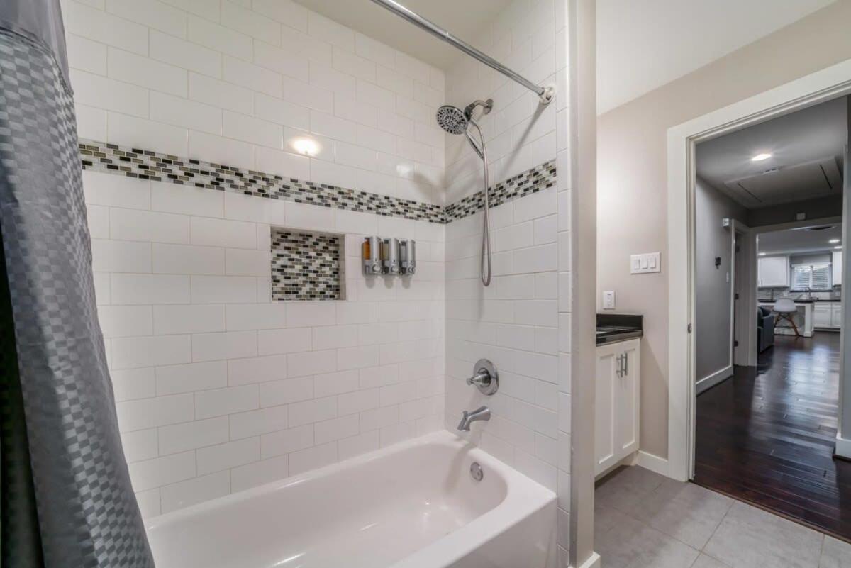 Gorgeous And Cozy W A Private Pool Holiday home *