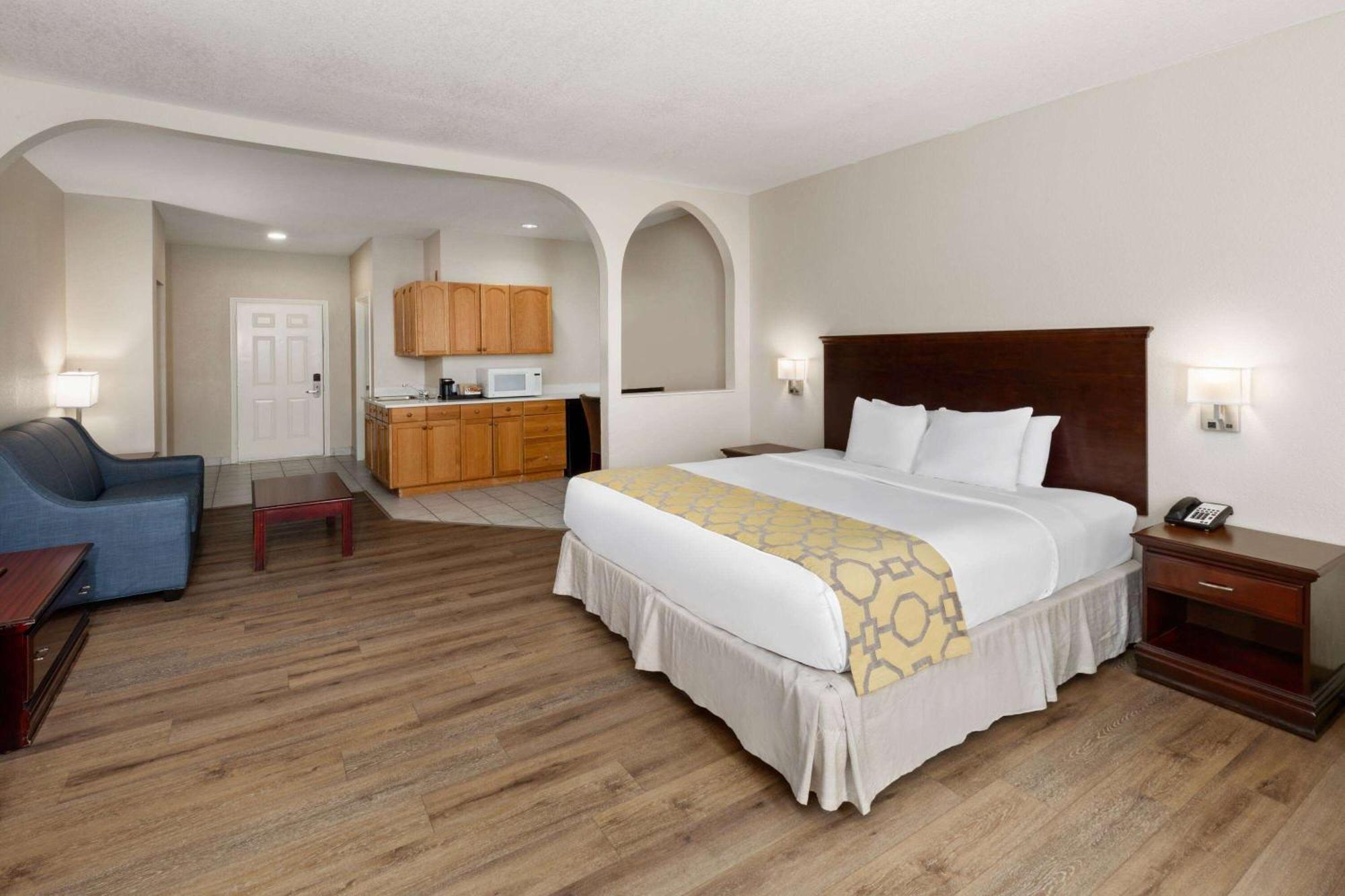Baymont By Wyndham Brookhollow 2* Houston