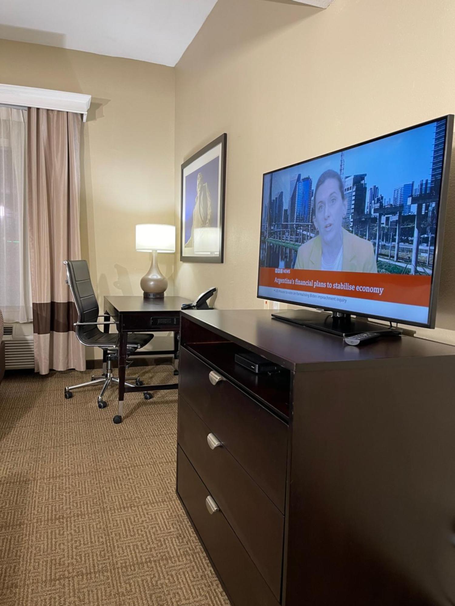 Spark By Hilton Hobby Airport 3*