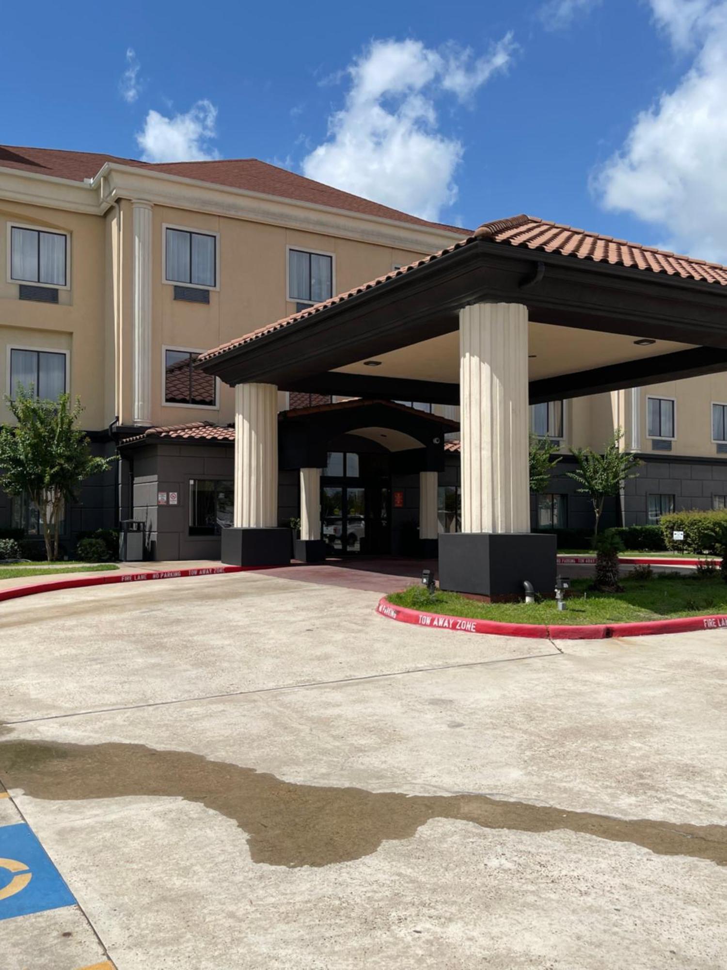 Hotel Spark By Hilton Hobby Airport 3*