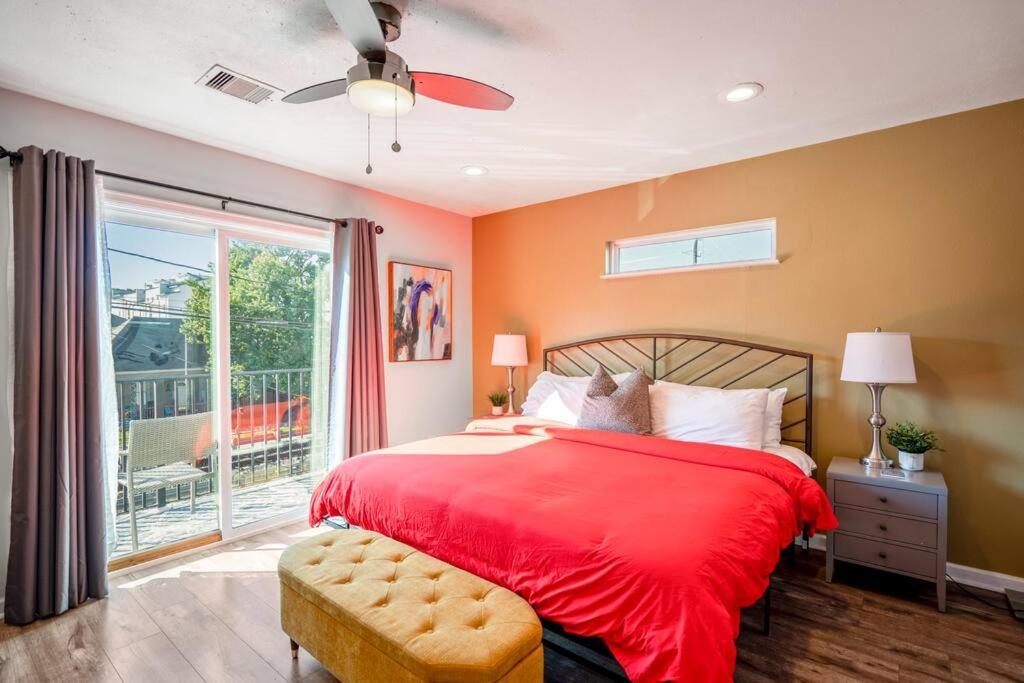 The Downtown Winter Retreat @ Historic 1st Ward