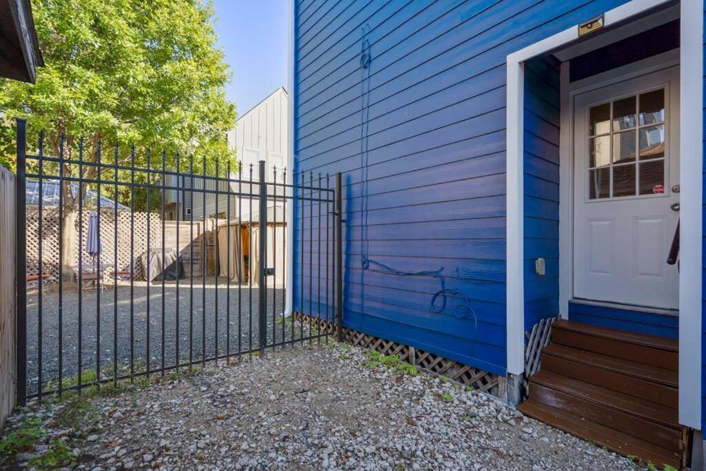 The Downtown Winter Retreat @ Historic 1st Ward * Houston