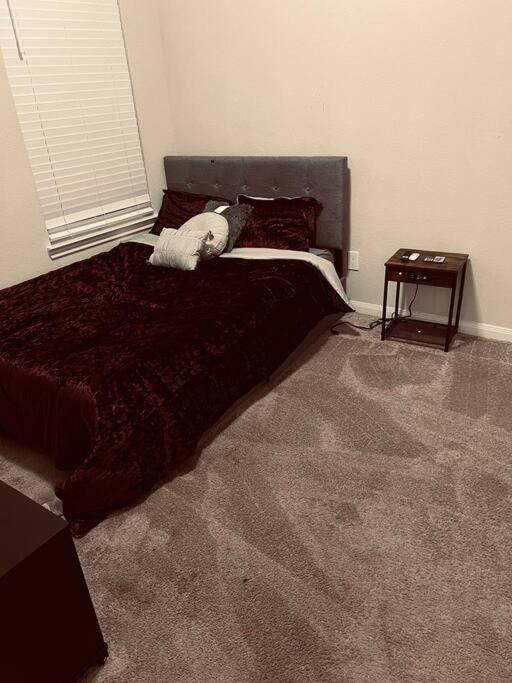 Centrally Located 3 Bedroom Townhome * Houston