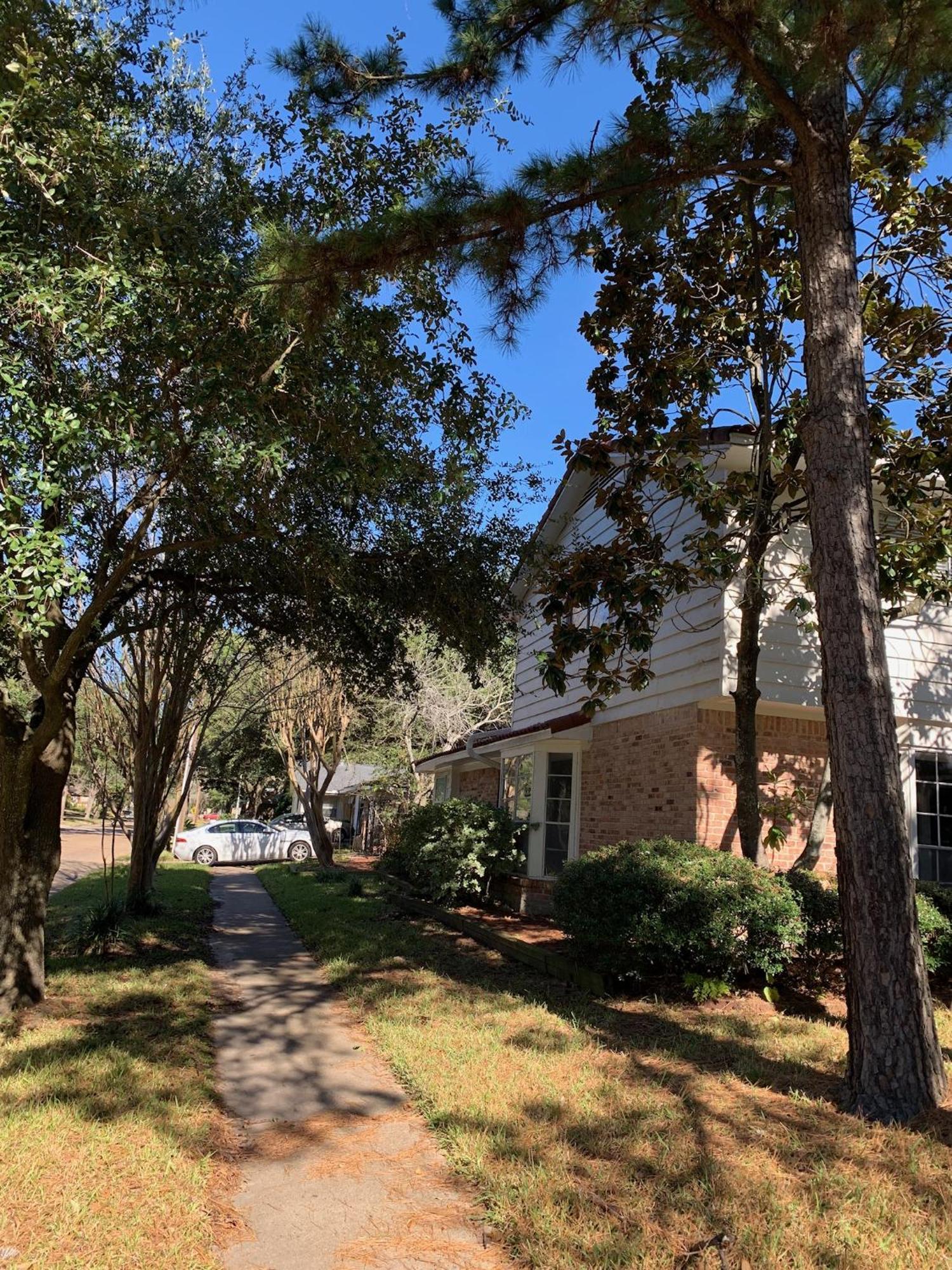 For Summer With Pool, Pool Table, Outdoor Kitchen,patio And Balcony * Houston