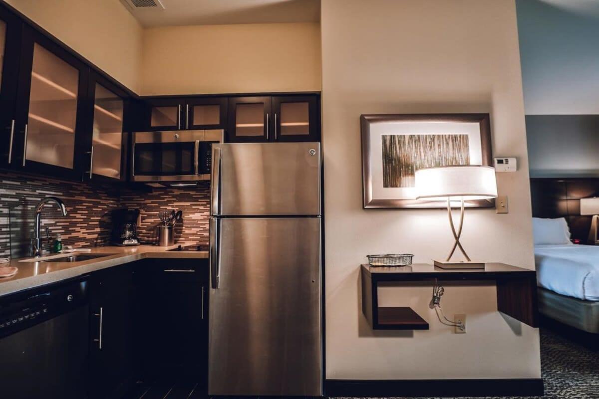 Apartment Kitchen Free Parking Washer&dryer Gym Relux Studio Group 1 *