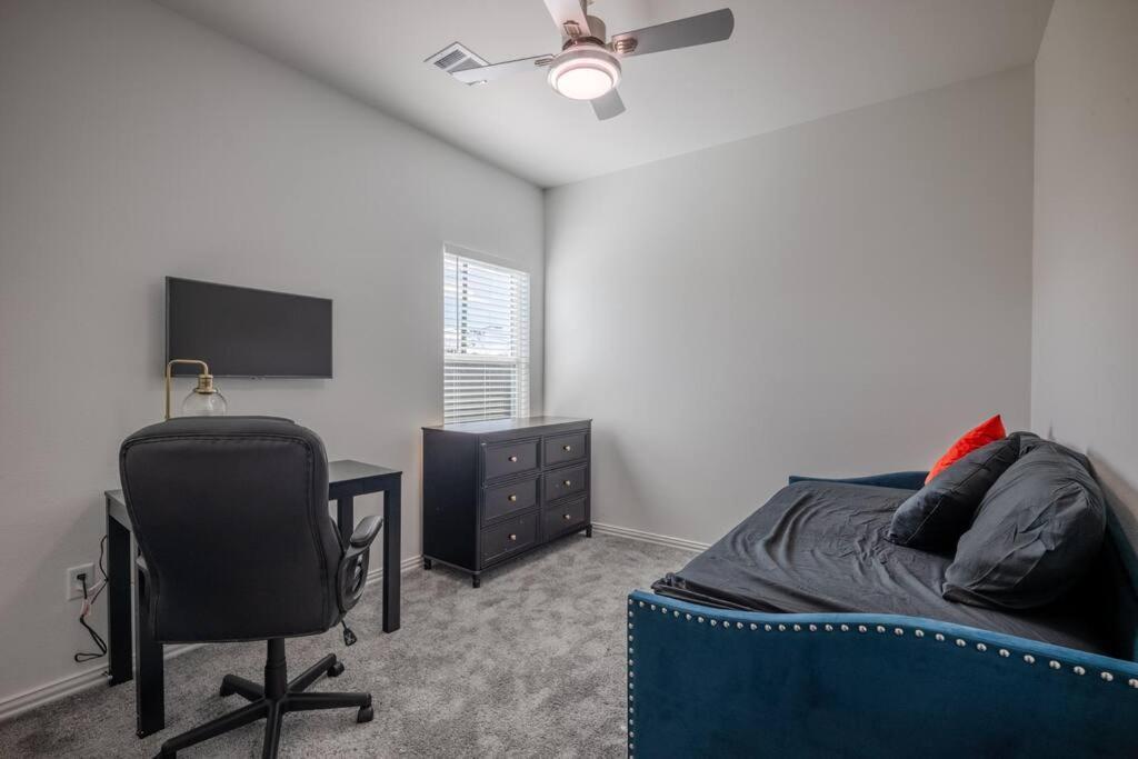 Relaxing Family Retreat Near Nrg/toyota Stadiums Houston