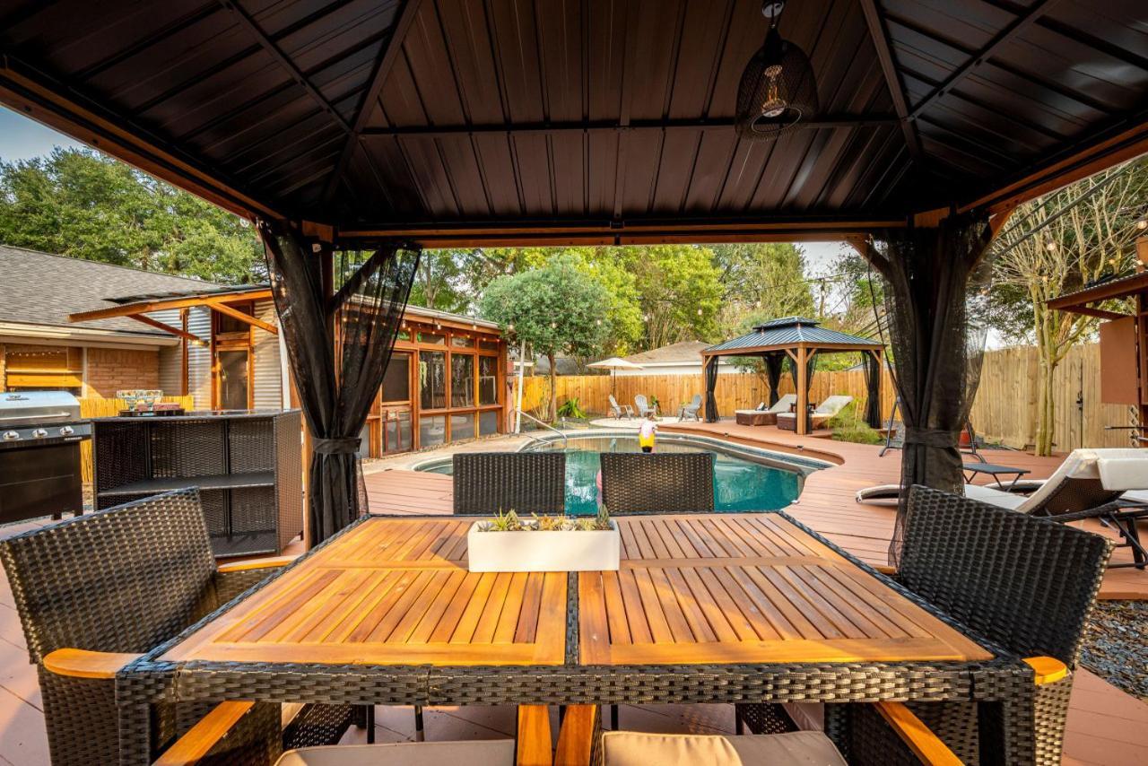 Holiday home Heated Pool Retreat Outdoortv Bbq And Cozy Gazebos *