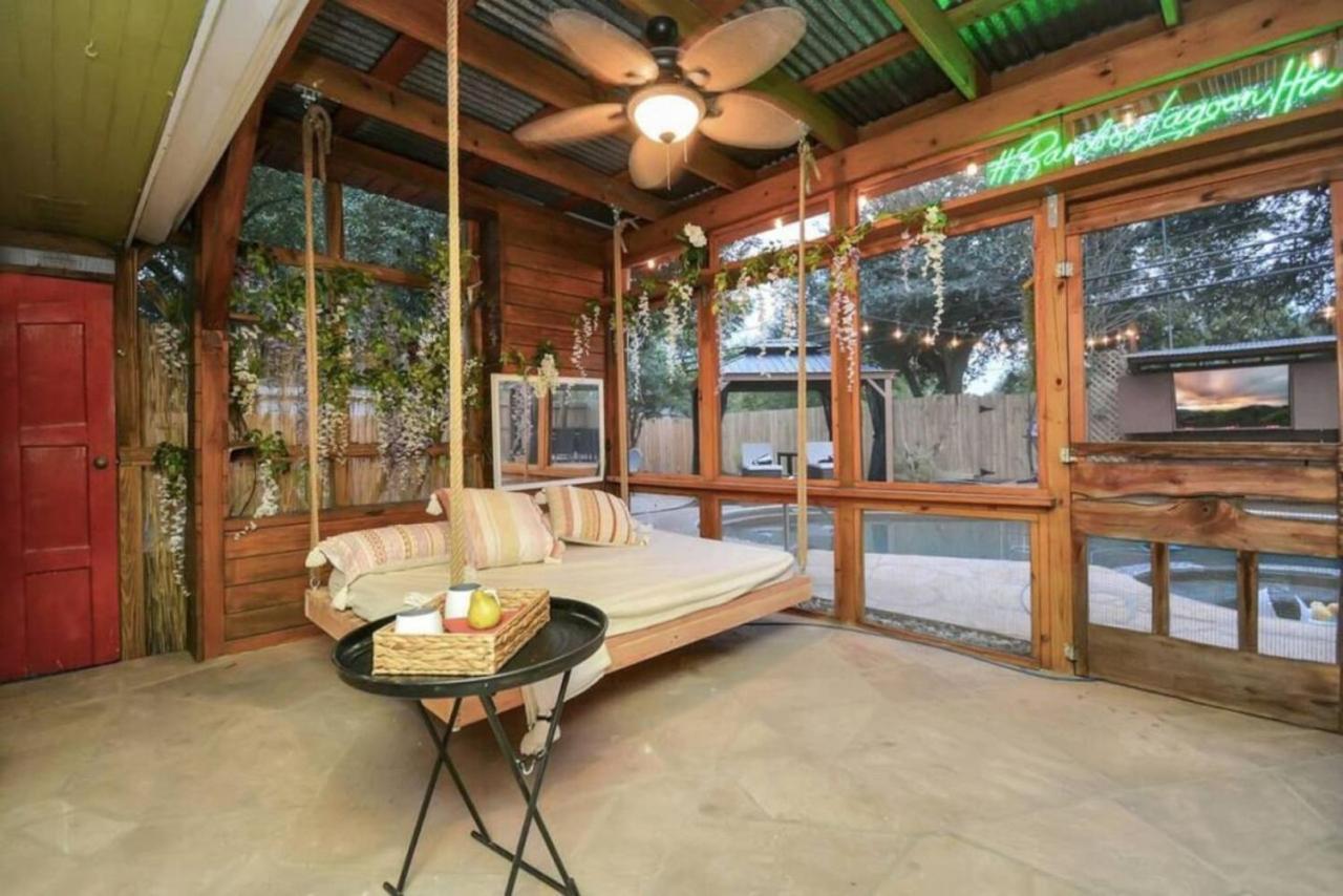 Holiday home Heated Pool Retreat Outdoortv Bbq And Cozy Gazebos *