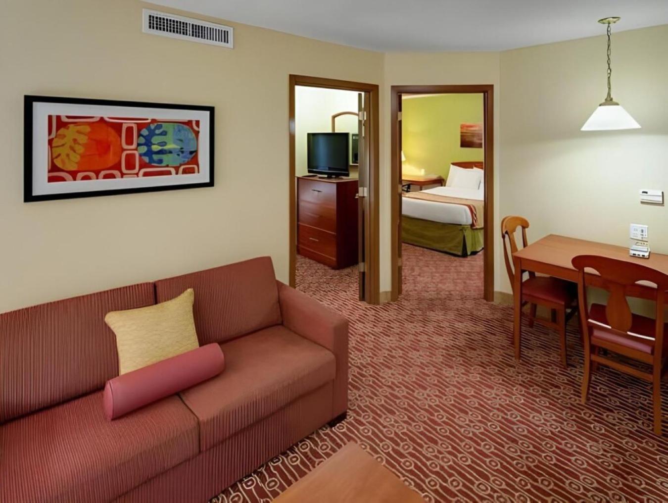 Towneplace Northwest 3*