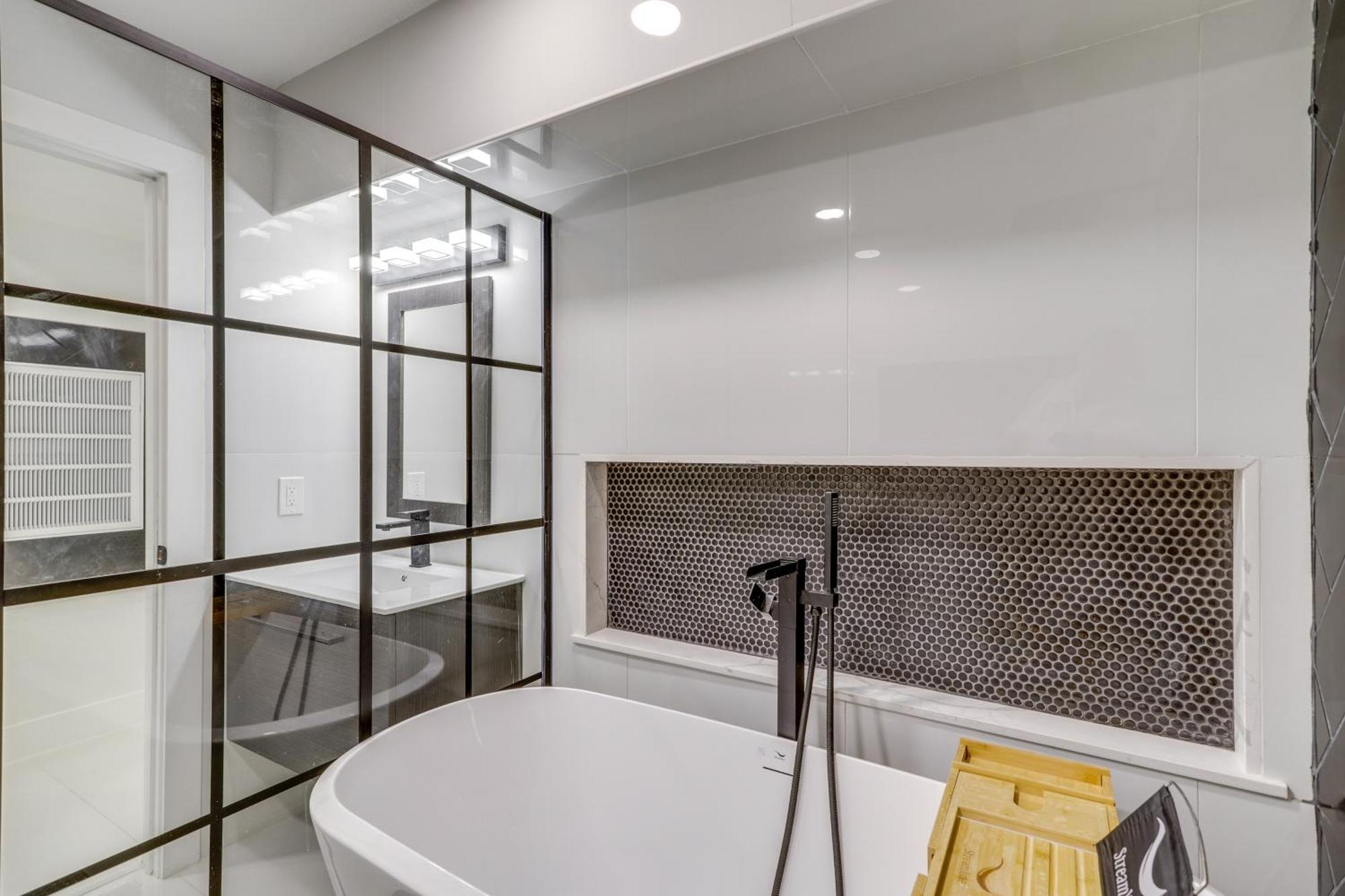 Chic - 2 Mi To U Of H Campus Apartment Houston