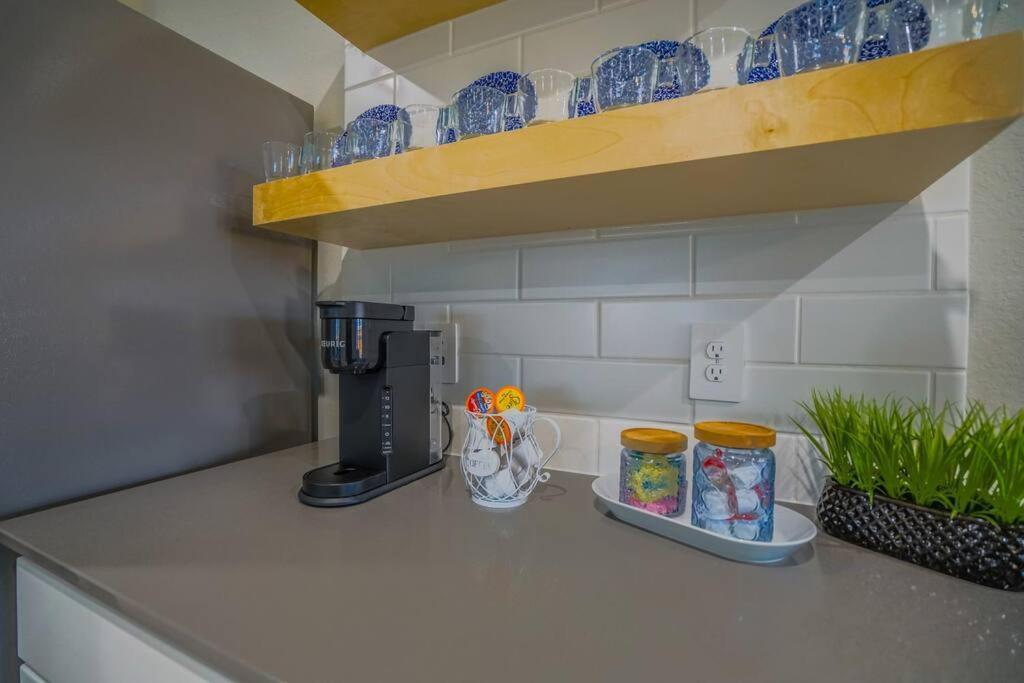 Stunning 3 Bedroom, 2 Bath Close To Everything! Villa Houston