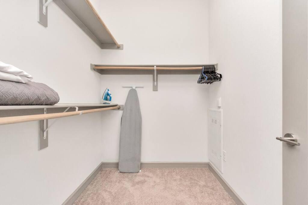 U4 Penthouse Downtown Apartment *