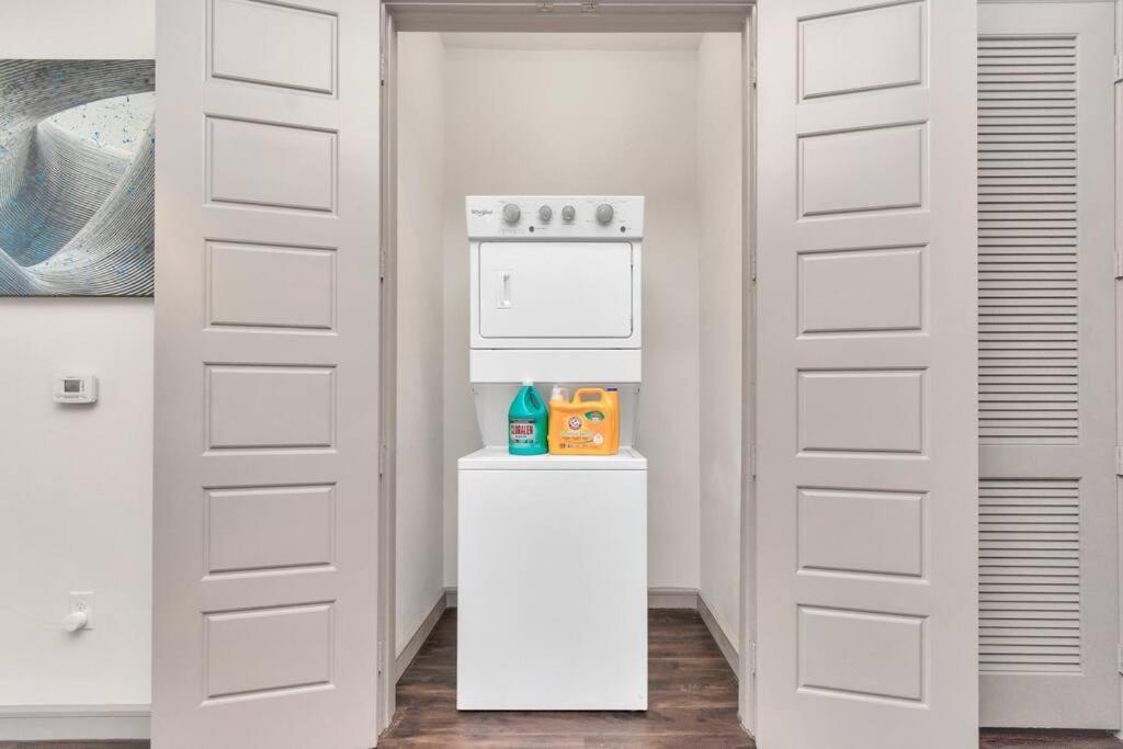 U4 Penthouse Downtown Apartment