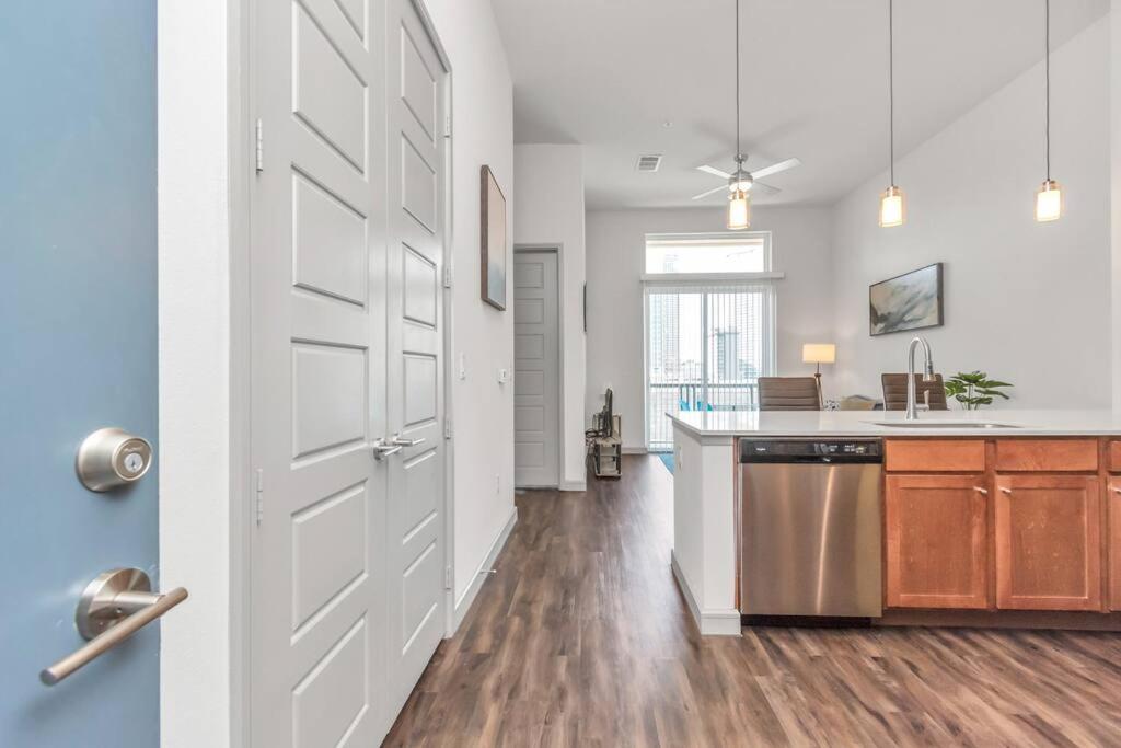 Apartment U3 Penthouse Houstonw Car Astros W Skyline-view *
