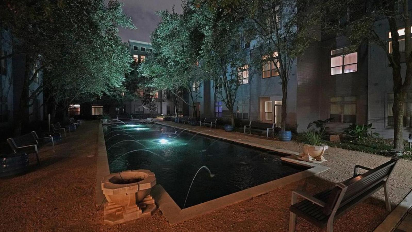 Landing At Voyager At Space Center - 1 Bedroom In East Pasadena * Houston