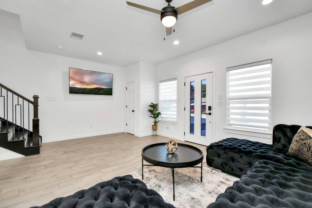 Grand Luxe Retreat - Sleeps 8 - Free Parking - Med Center & Nrg * Houston