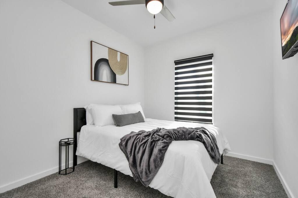 Holiday home Grand Luxe Retreat - Sleeps 8 - Free Parking - Med Center & Nrg *