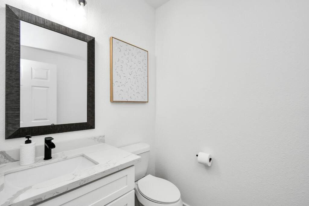 Grand Luxe Retreat - Sleeps 8 - Free Parking - Med Center & Nrg * Houston