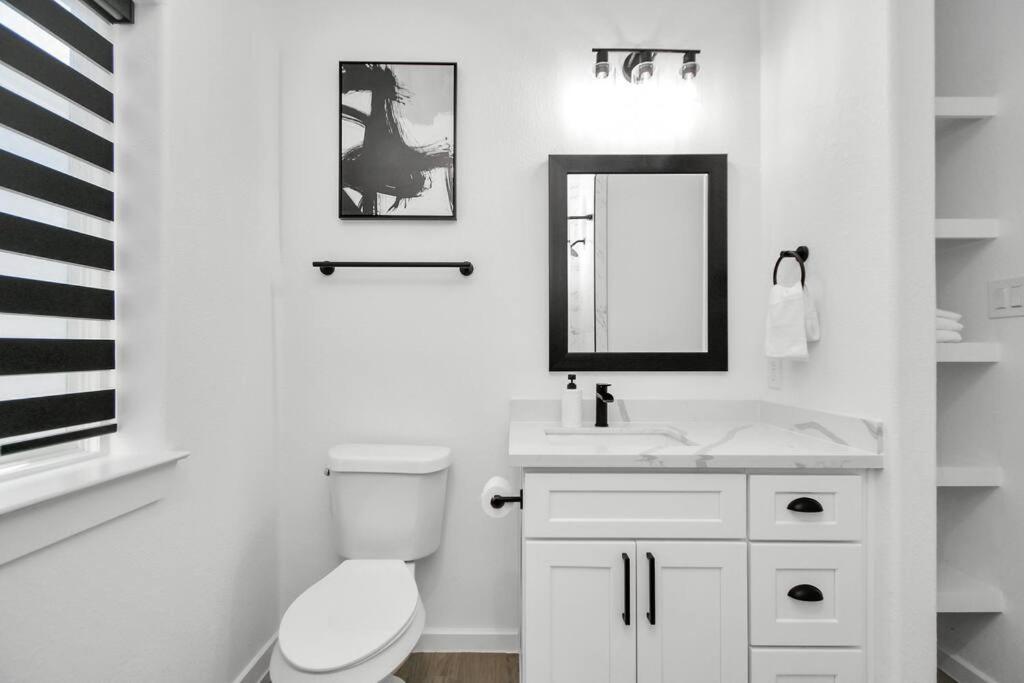 Holiday home Grand Luxe Retreat - Sleeps 8 - Free Parking - Med Center & Nrg