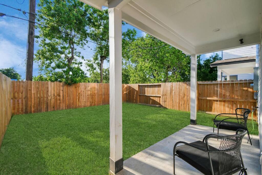 Grand Luxe Retreat - Sleeps 8 - Free Parking - Med Center & Nrg Houston