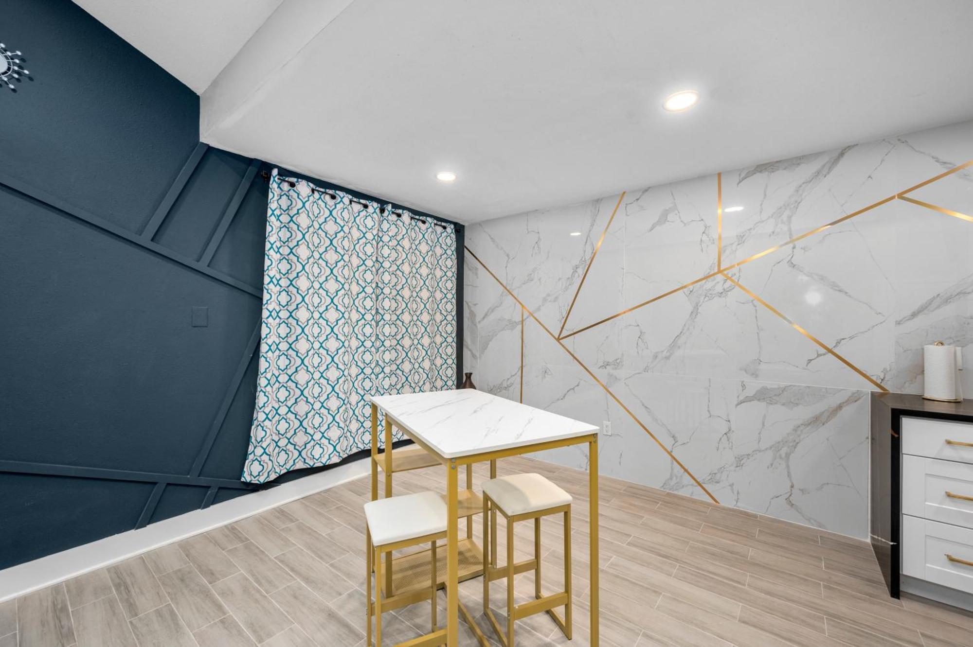 Chic Urban In The Heart Of