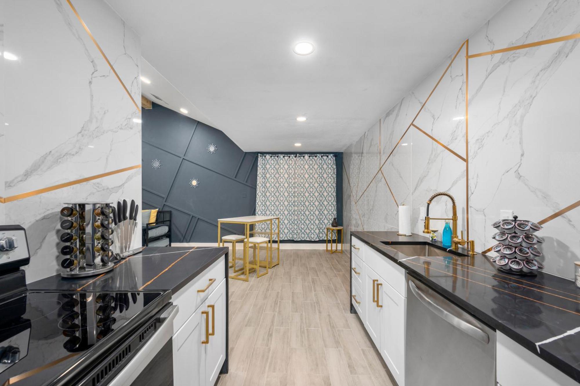 Chic Urban In The Heart Of Apartment