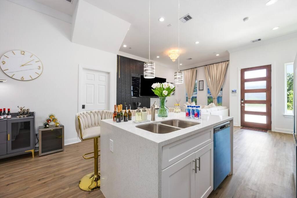 Luxury Living Houston