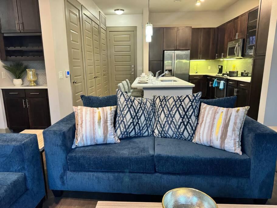 Luxury At Synergy Staduim * Houston