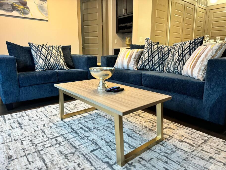 Luxury At Synergy Staduim Apartment Houston