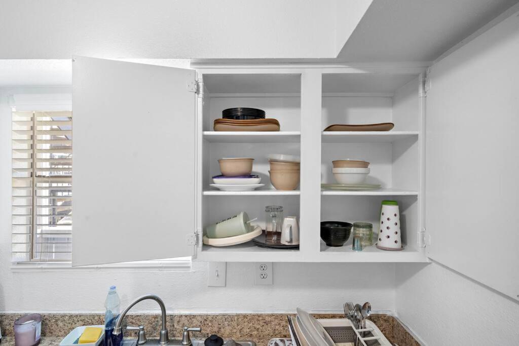 Apartment Cozy, Dedicated Workspace, Fast Wi-fi Houston