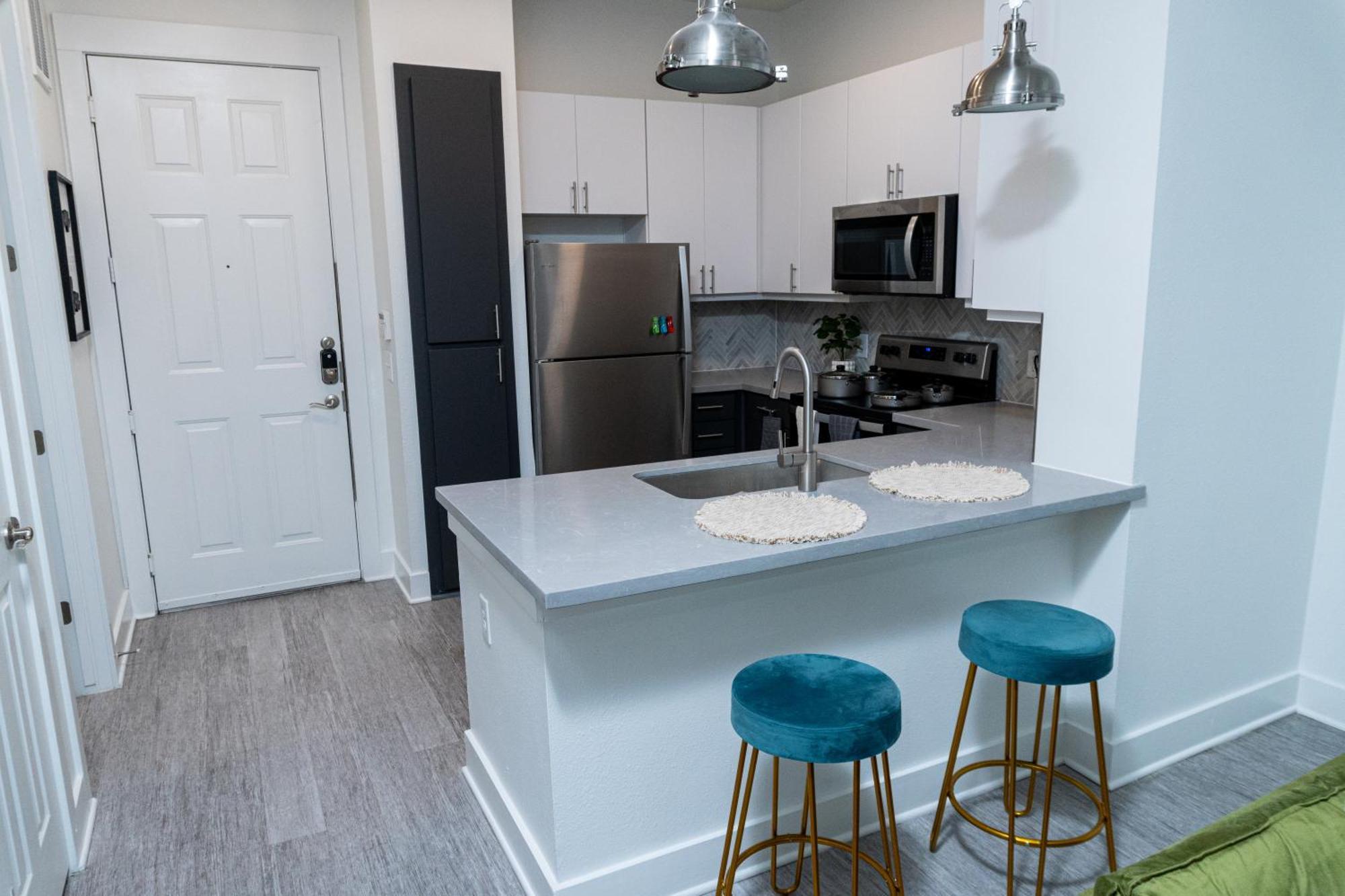 Luxurious One Bedroom One Bath Midtown Houston