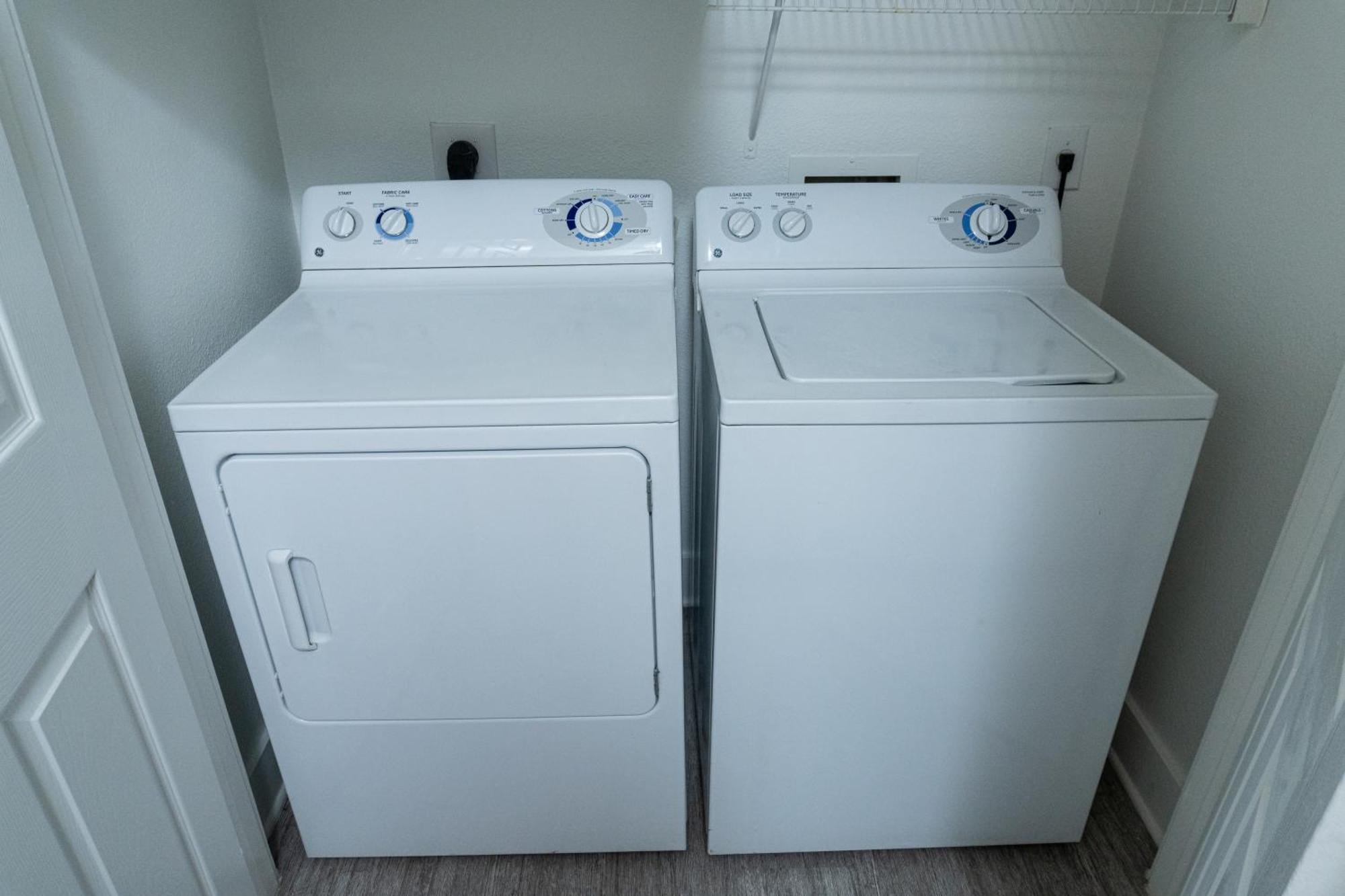 Luxurious One Bedroom One Bath Midtown Apartment