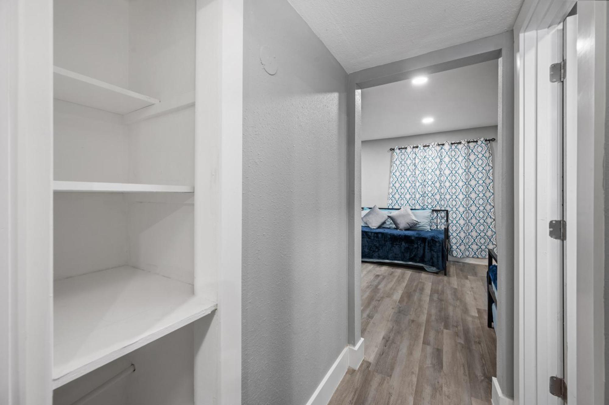 Comfortable 2br In Vibrant Heights *