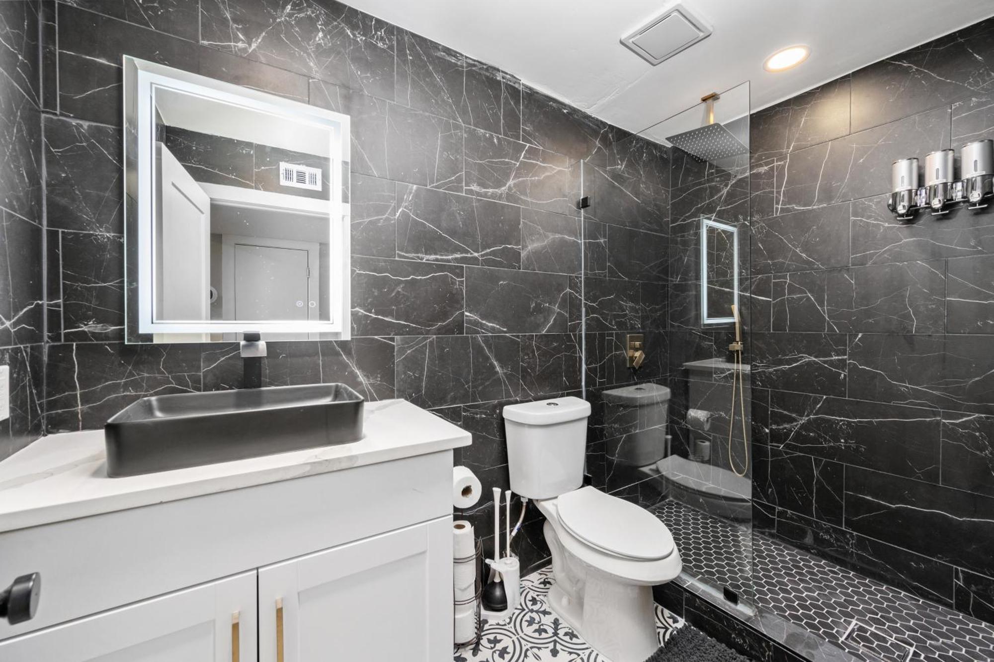 Apartment Comfortable 2br In Vibrant Heights Houston
