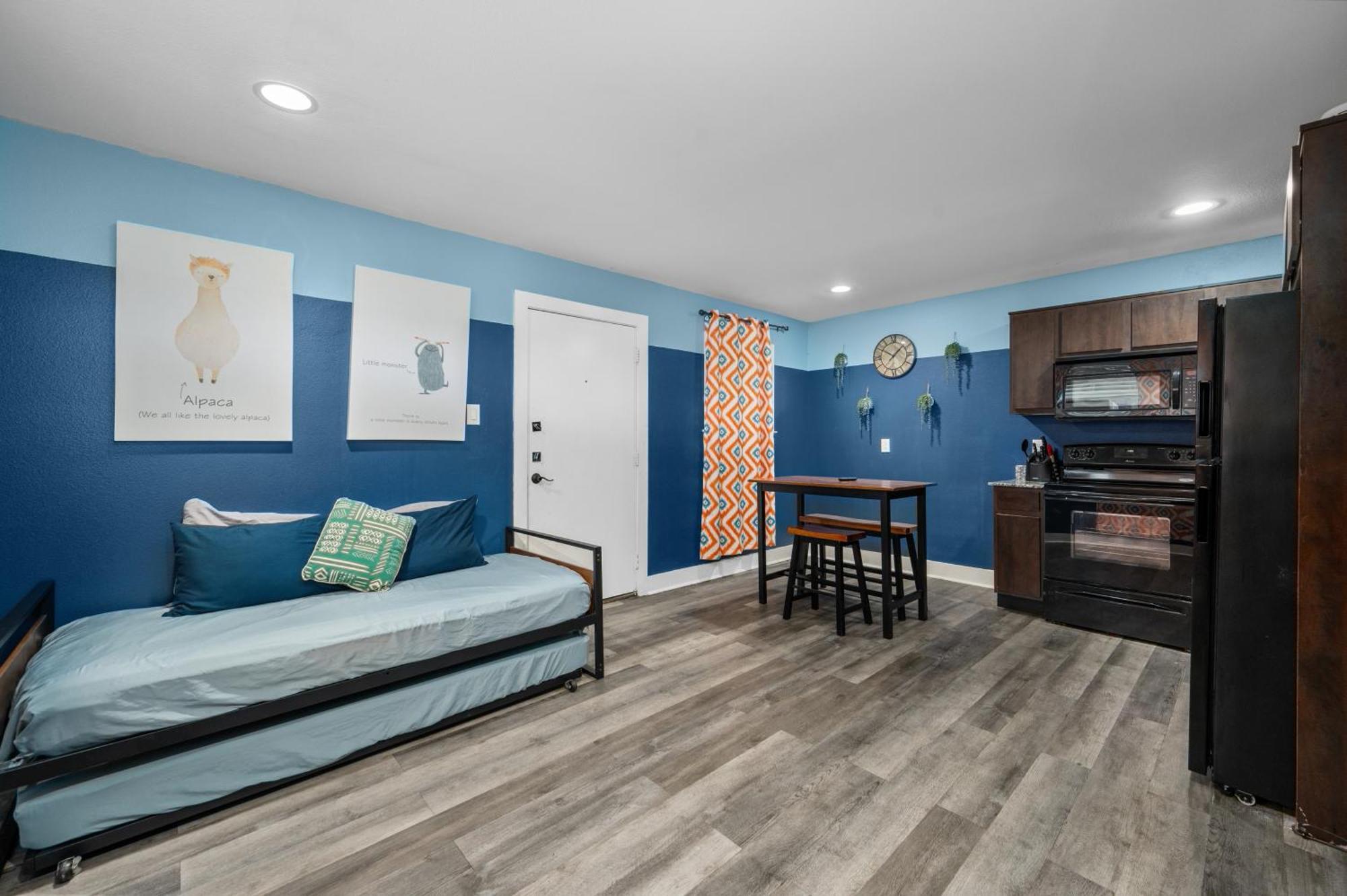 Comfy 1br With Free Parking Near Nrg & Med Center Houston