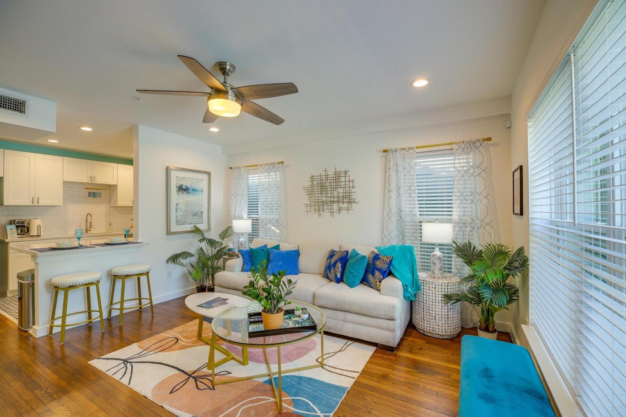 With Furnished Patio! * Houston