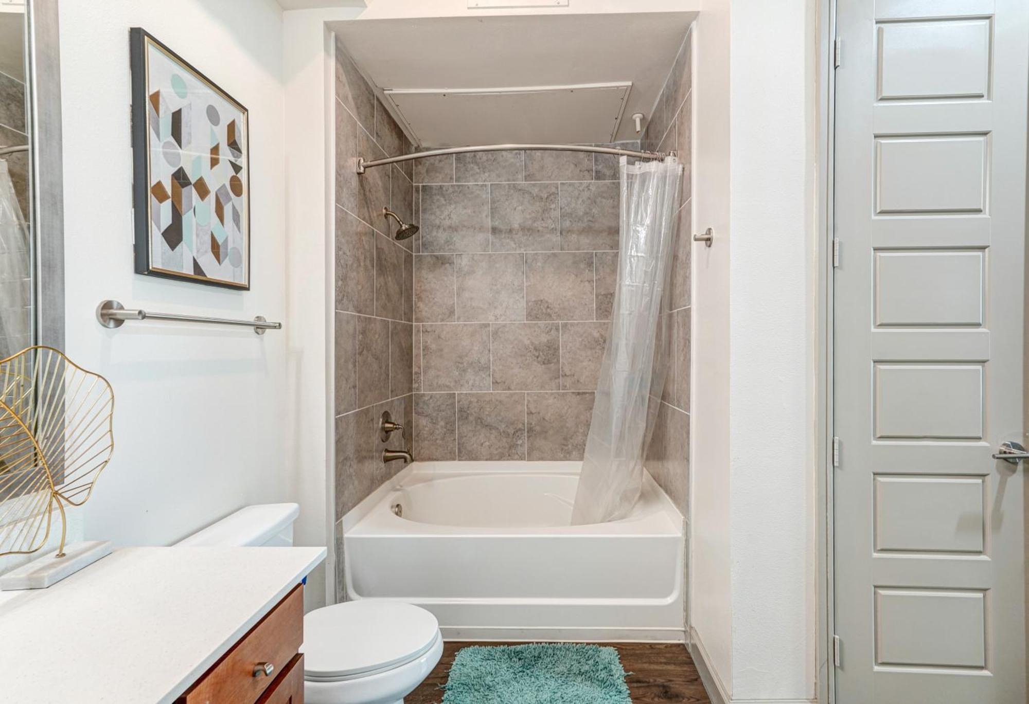 Cozy Downtown Petok Free Wi-fi Free Parking *
