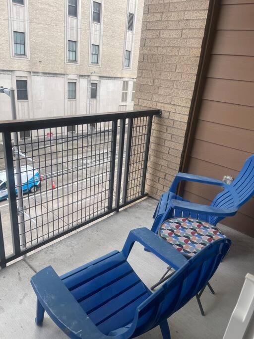 Apt In The Heart Of Dtwn Hou Free Parking * Houston