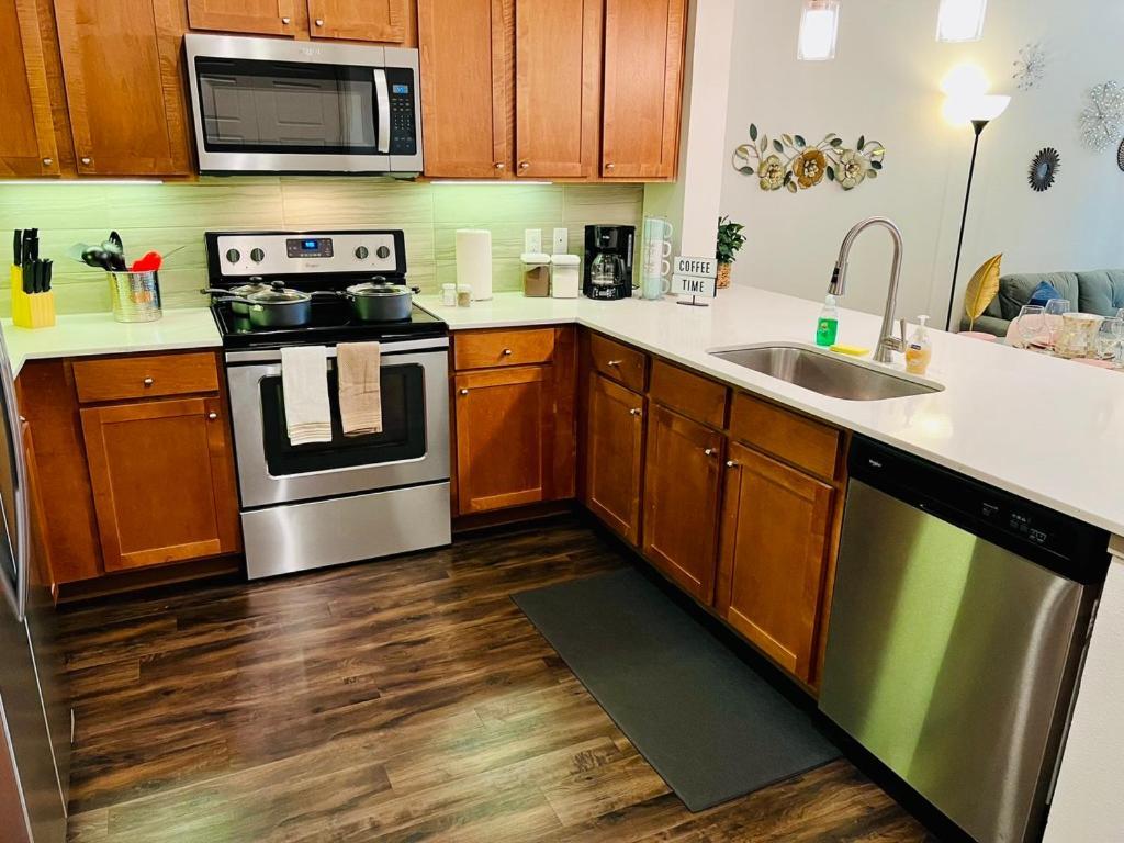 Downtown Apart 1 Bed 1 Bath Free Parking Apartment